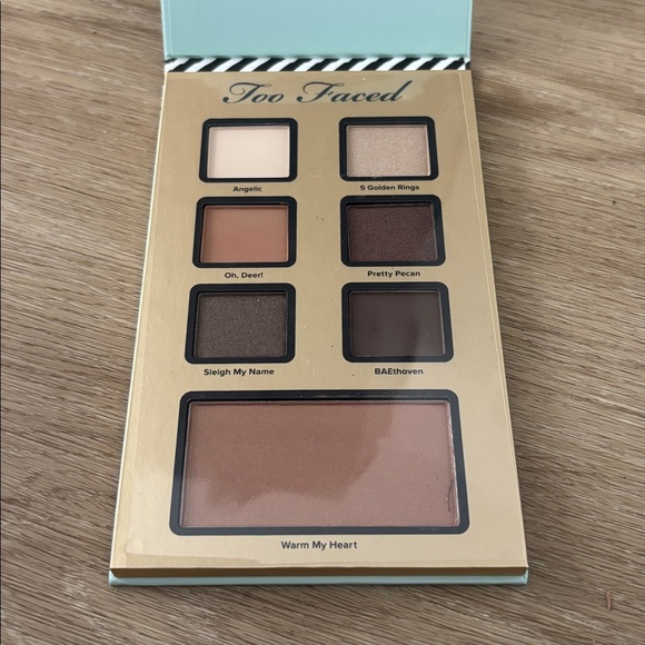 Too Faced Eye Shadow and Blush Makeup Palette - Picture 2 of 9
